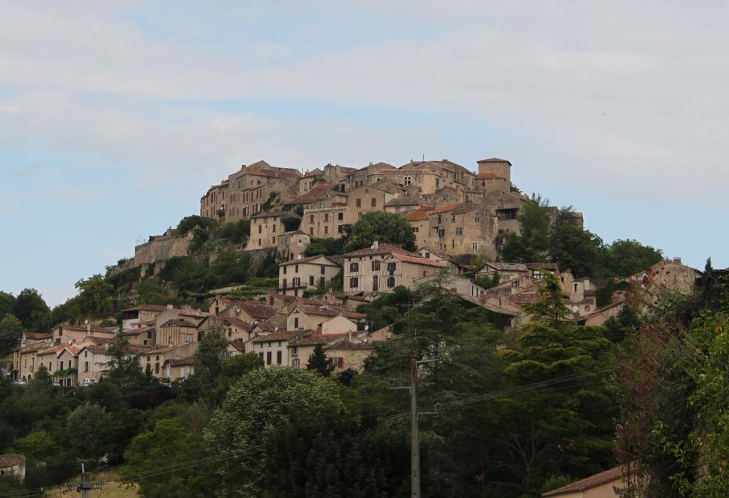 Le Pigeonnier De Lacalm Gite Saint-Gregoire  Esterno foto